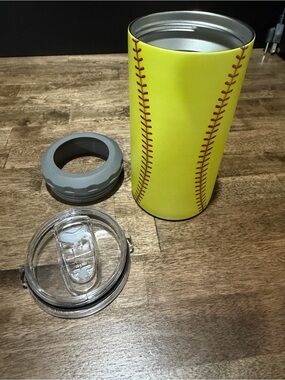 Softball Print Can Cooler/tumbler